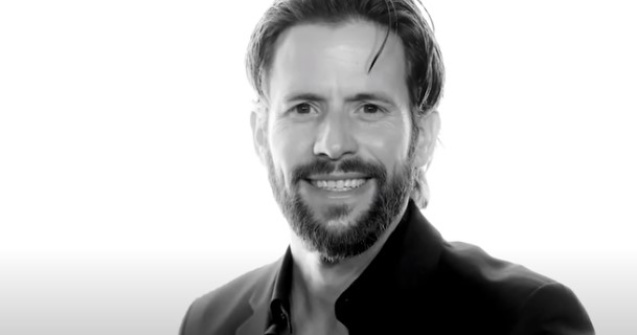 Actorul Christian Oliver și fiicele sale au murit. A avut loc un accident aviatic