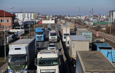 Protestul transportatorilor continuă. Manifestanții au spus că peste 600 de camioane şi 400 de utilaje agricole din toată ţara vor încerca să intre în Capitală