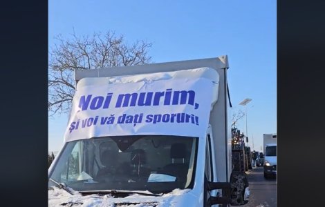 Fermierii și transportatorii continuă să protesteze