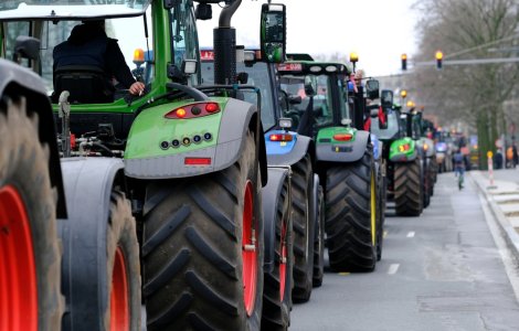 Fermierii au ajuns la o înțelegere cu ministrul Agriculturii. Protestele ar pute