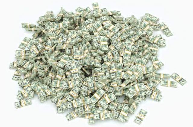 Un MILIARD de dolari pentru picioare! TOP 10 cele mai BIZARE asigurari ale vedetelor