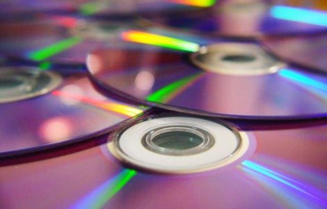 Australia: A fost creat DVD-ul care poate stoca 1.000 de TB de date