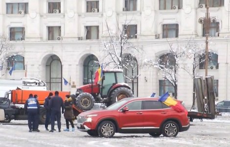 Protestul de trei zile al fermierilor şi transportatorilor începe astăzi în Piața Constituției