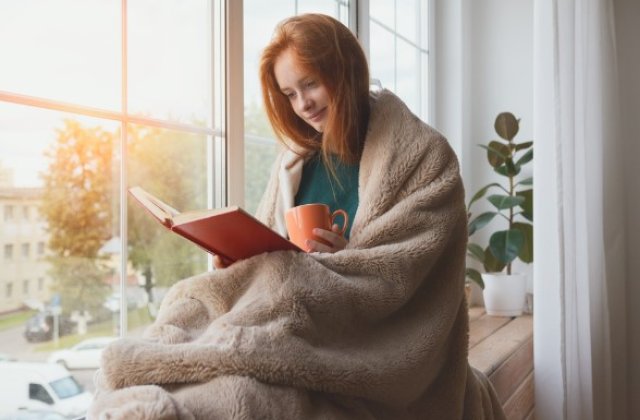 Cum să &icirc;ți &icirc;mbunătățești confortul din locuință pe timp de iarnă 