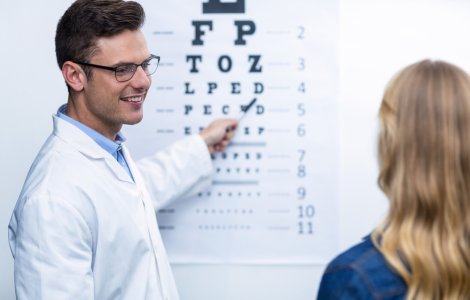Avantajele unei consultații la un optometrist
