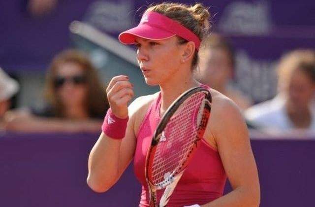 Un meci demonstrativ de tenis cu Simona Halep, scos la licitatie in cadrul Balului Natatiei