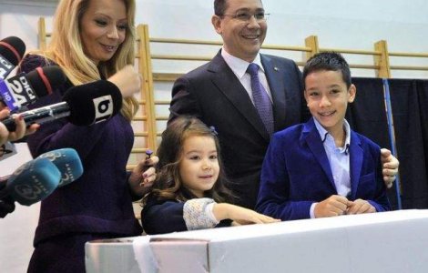 Prima reactie a lui Victor Ponta dupa inchiderea urnelor