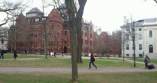 Universitatea Harvard, acuzata de discriminare rasiala