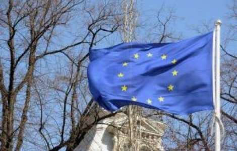 Romanii, principalul grup din UE care au primit cetatenia altui stat membru in 2012