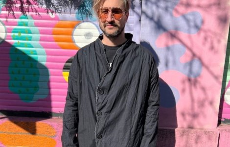 Alex Dobrescu șochează din nou! Unde a aruncat cenușa mamei sale