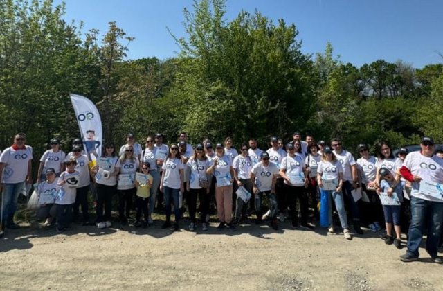 Sarantis Rom&acirc;nia &icirc;mpreună cu Let&rsquo;s Do It Rom&acirc;nia, continuă și anul acesta acțiunea colectivă ce are ca obiectiv grija pentru mediul &icirc;nconjurător