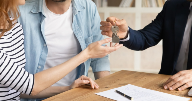 Vrei să achiziționezi o locuință? Iată cum te asiguri că plătești prețul corect