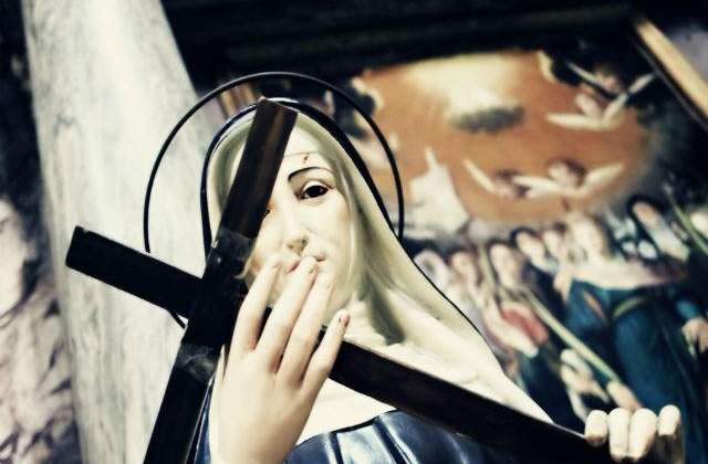 Este o zi MAGICA! Superstitii si ce NU AI VOIE SA FACI de Intrarea Maicii Domnului in Biserica