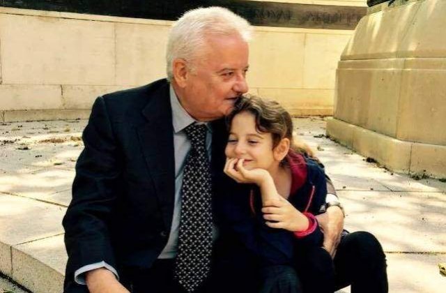 IRINA COLUMBEANU ȘI-A SCOS TATĂL LA RESTAURANT! RAMONA GABOR I-A &Icirc;NSOȚIT, IAR IMAGINILE AU AJUNS RAPID &Icirc;N PRESĂ