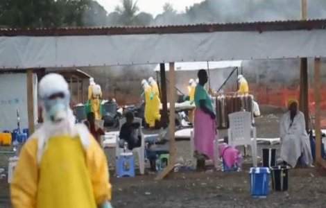 SUA: Armata a creat un robot care poate fi eficient contra epidemiei de Ebola