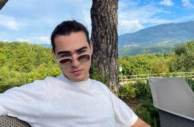 Radu Ștefan Bănică a marcat ziua de naștere a mamei sale, Camelia Constantinescu, cu un gest emoționant pe Instagram. Andreea Marin a reacționat imediat.