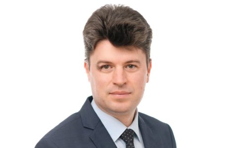 Povestea incredibilă a preotului care a investit 10 milioane de euro într-o fabrică de detergent