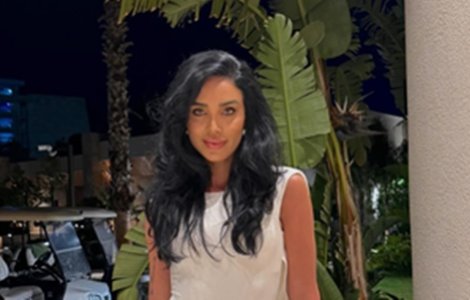 Adelina Pestrițu marchează Nunta de Lemn cu o ședință foto surprinzătoare. Vezi imaginile de neuitat ale familiei