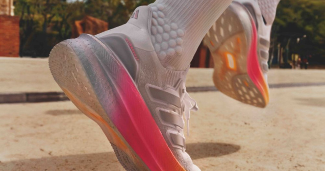Adidas lansează Ultraboost 5: Pantofii pe care toți alergătorii îi așteptau!