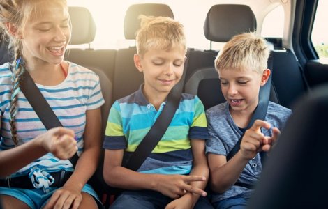 Cum să transformi călătoriile în aventuri: 8 idei de jocuri educative