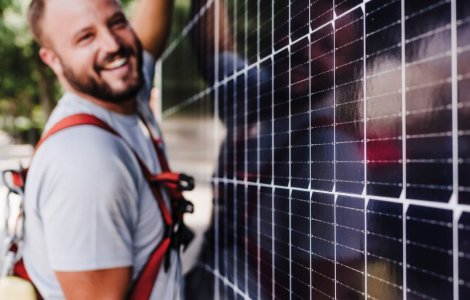 Află cum au redus costurile uriașe prin eficiență energetică