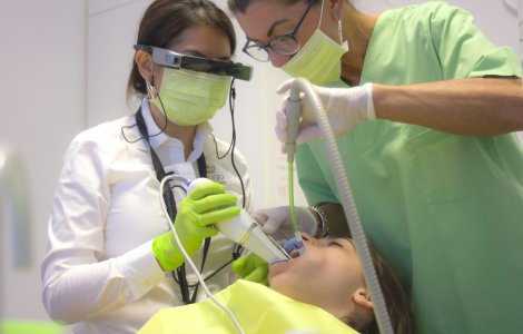 Cât de importante sunt controalele dentare periodice la copii?