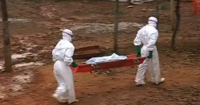 CE solicita mobilizarea a 5.000 de medici pentru combaterea epidemiei de Ebola