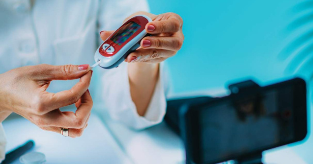 Descoperă cum telemedicina schimbă viața persoanelor cu diabet