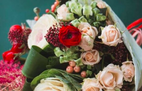 Descoperă cele mai surprinzătoare trenduri ale verii în buchetele de nuntă