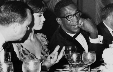 Bill Cosby, dat in judecata si acuzat ca a violat o minora de 15 ani