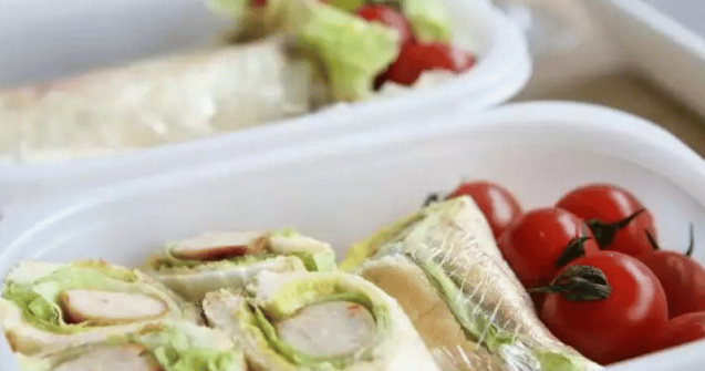 5 idei sănătoase pe care să le pui copilului în pachetul pentru școală