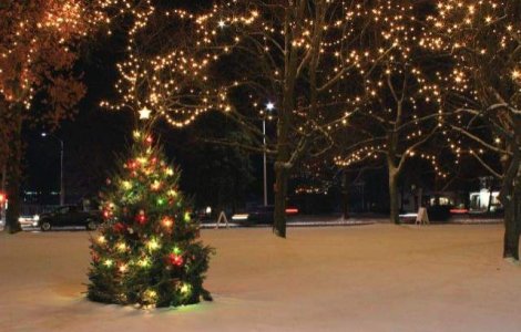 Aproximativ 2,2 milioane de beculete vor fi aprinse la Iasi