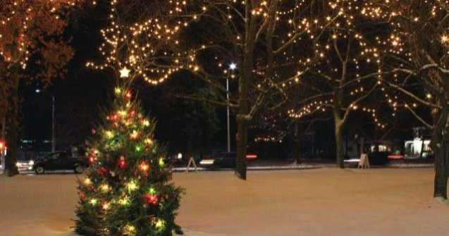 Aproximativ 2,2 milioane de beculete vor fi aprinse la Iasi