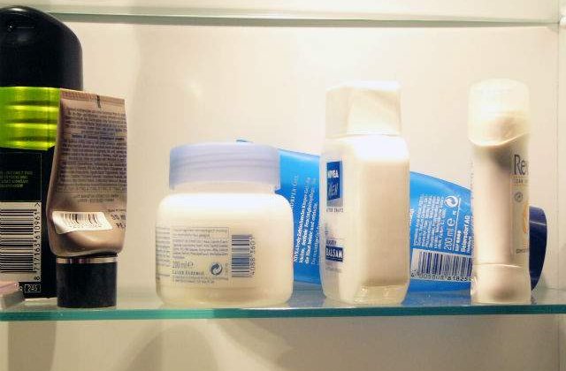 Stiai cat de PERICULOASE sunt? Substantele CANCERIGENE din produsele de igiena personala