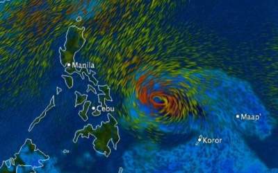 Mii de filipinezi se...