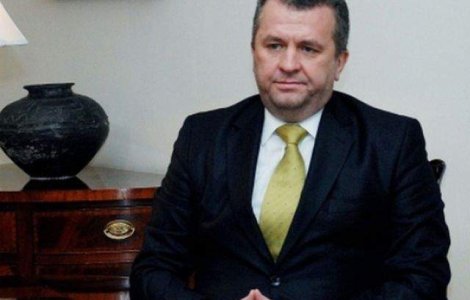 Ambasadorul Romaniei in Armenia, nevoit sa explice declaratiile ANTISEMITE si HOMOFOBE