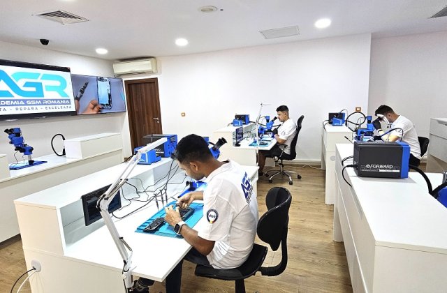  Primul centru de formare de tehnicieni specializați &icirc;n reparația telefoanelor mobile din Rom&acirc;nia se deschide la Iași