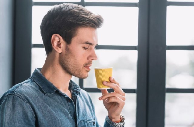 Parfumuri fresh pentru bărbați: 3 cele mai bune alegeri pentru o zi activă 