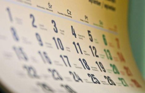 Zilele de 24 si 31 decembrie ar putea fi declarate drept zile LIBERE