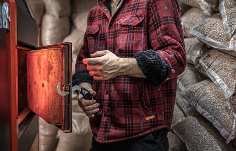 Cum să alegi cel mai potrivit cazan pe lemne pentru casa ta? 6 factori esențiali de luat în considerare