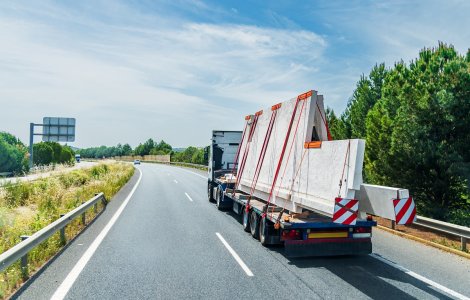 Responsabilitățile legale și asigurările în transportul agabaritic