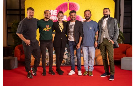 Fanii FC Liverpool surprind prin susținerea unei producții românești controversate: O provocare pentru cei curajoși să râdă pe săturate?