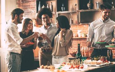 Prima petrecere organizată...