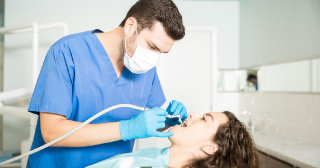 4 lucruri pe care trebuie să le faci înainte de tratamentul cu aparat dentar