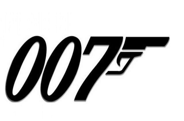 Scenariul noului film "James Bond", furat de piratii cibernetici