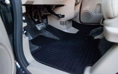 Cum să alegi covorașele auto...