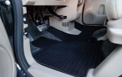 Cum să alegi covorașele auto perfecte pentru BMW-ul tău? 5 recomandări