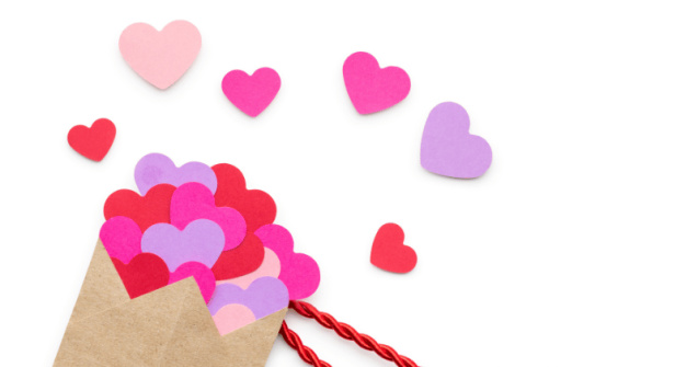 50 cele mai frumoase urări și mesaje de dragoste pentru el