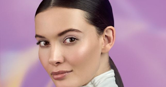 Elmiplant lansează gama de produse Glow Expert 4D