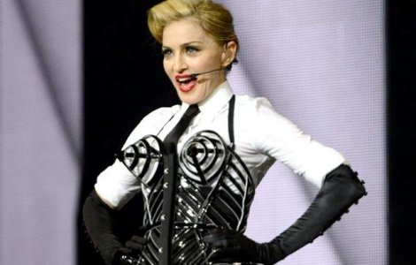 Madonna planuieste un nou turneu mondial pentru 2015